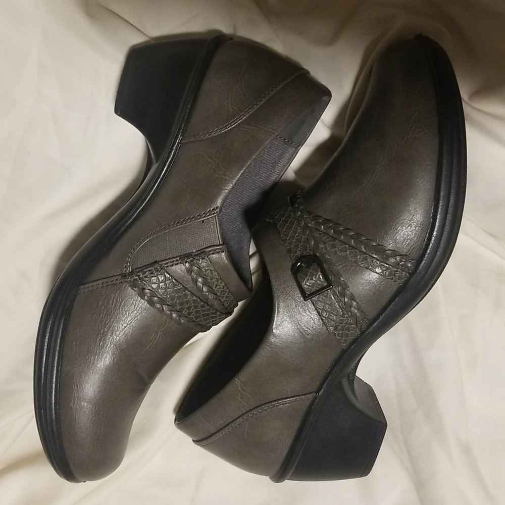 Easy Street Grey Shoes